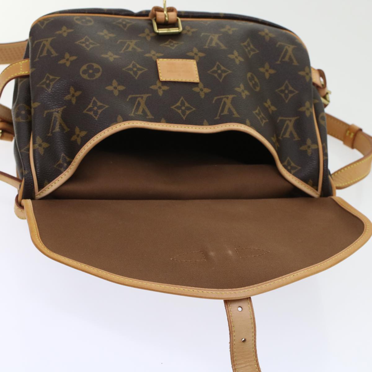 LOUIS VUITTON Monogram Saumur 30 Shoulder Bag M42256 LV 45666A