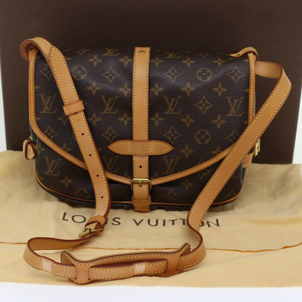 LOUIS VUITTON Monogram Saumur 30 Shoulder Bag M42256 LV 45666A