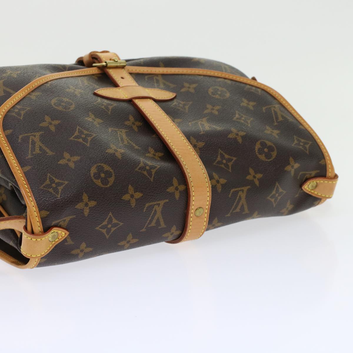 LOUIS VUITTON Monogram Saumur 30 Shoulder Bag M42256 LV 45666A