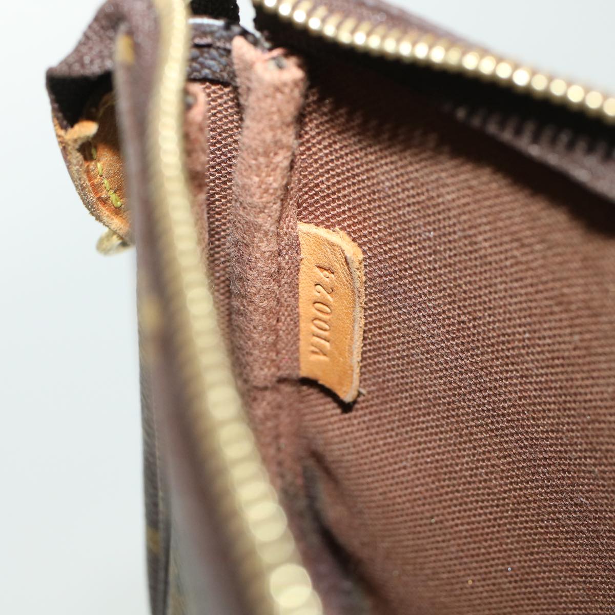LOUIS VUITTON Monogram Pochette Accessoires Pouch M51980 LV 45667