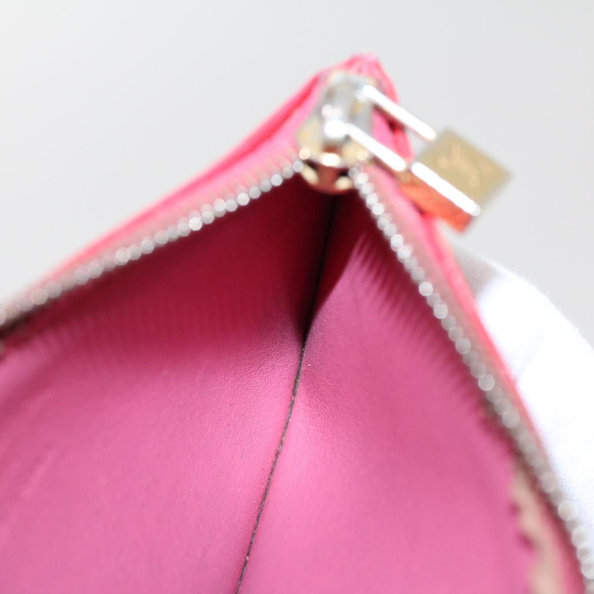 LOUIS VUITTON Monogram Vernis Pochette Cles Coin Purse Pink M91250 45744