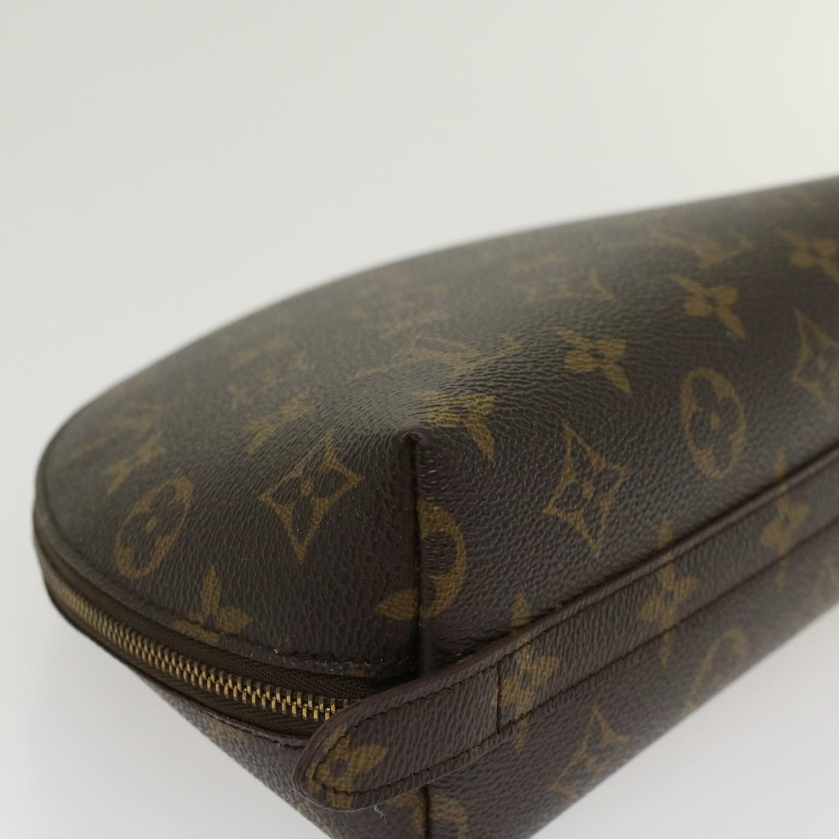 LOUIS VUITTON Monogram Trousse Demi Ronde Cosmetic Pouch M47520 LV 45745