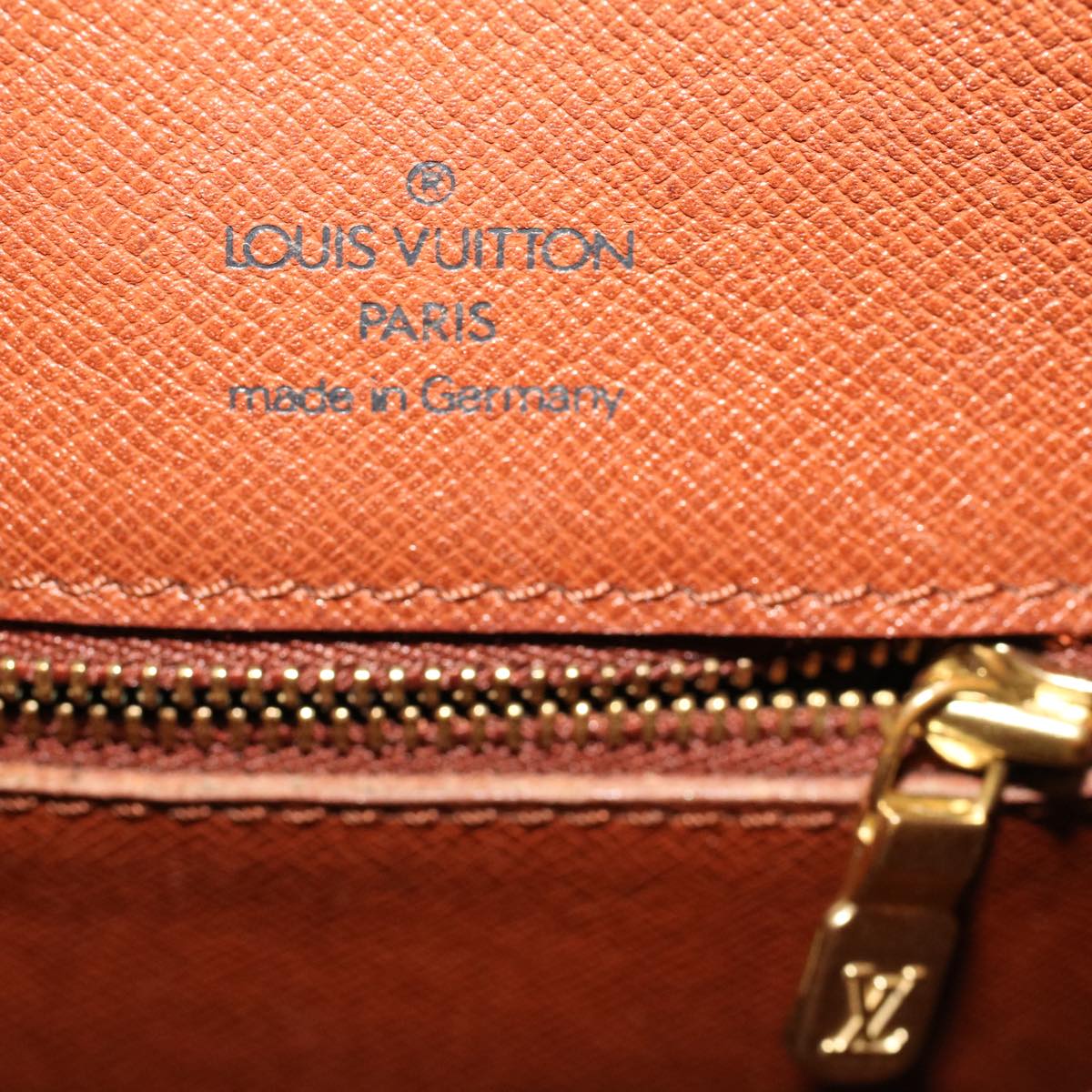 LOUIS VUITTON Monogram Saint Cloud MM Shoulder Bag M51243 LV 45749