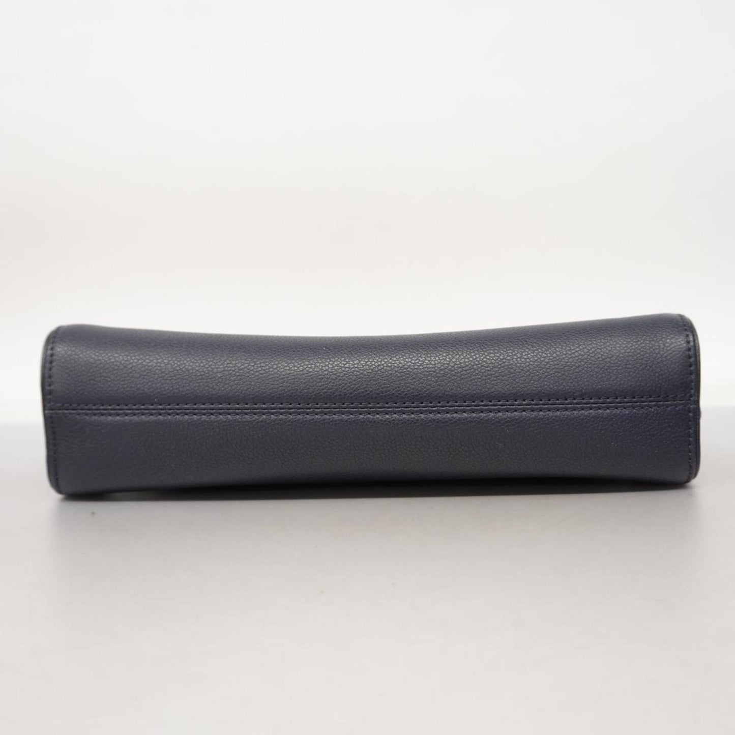 Louis Vuitton Saint Germain  Leather Shoulder Bag ()