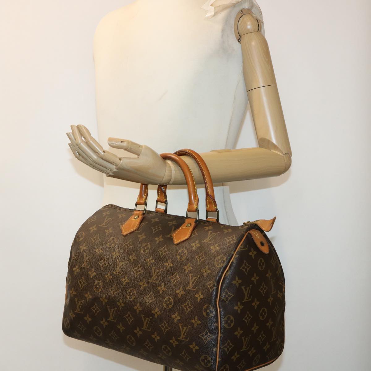 LOUIS VUITTON Monogram Speedy 35 Hand Bag M41524 LV 45801