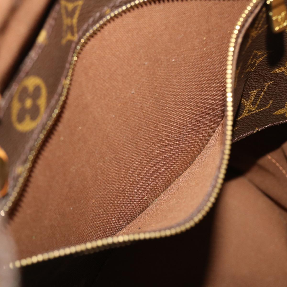 LOUIS VUITTON Monogram Randonnee GM Shoulder Bag M42244 LV 45829