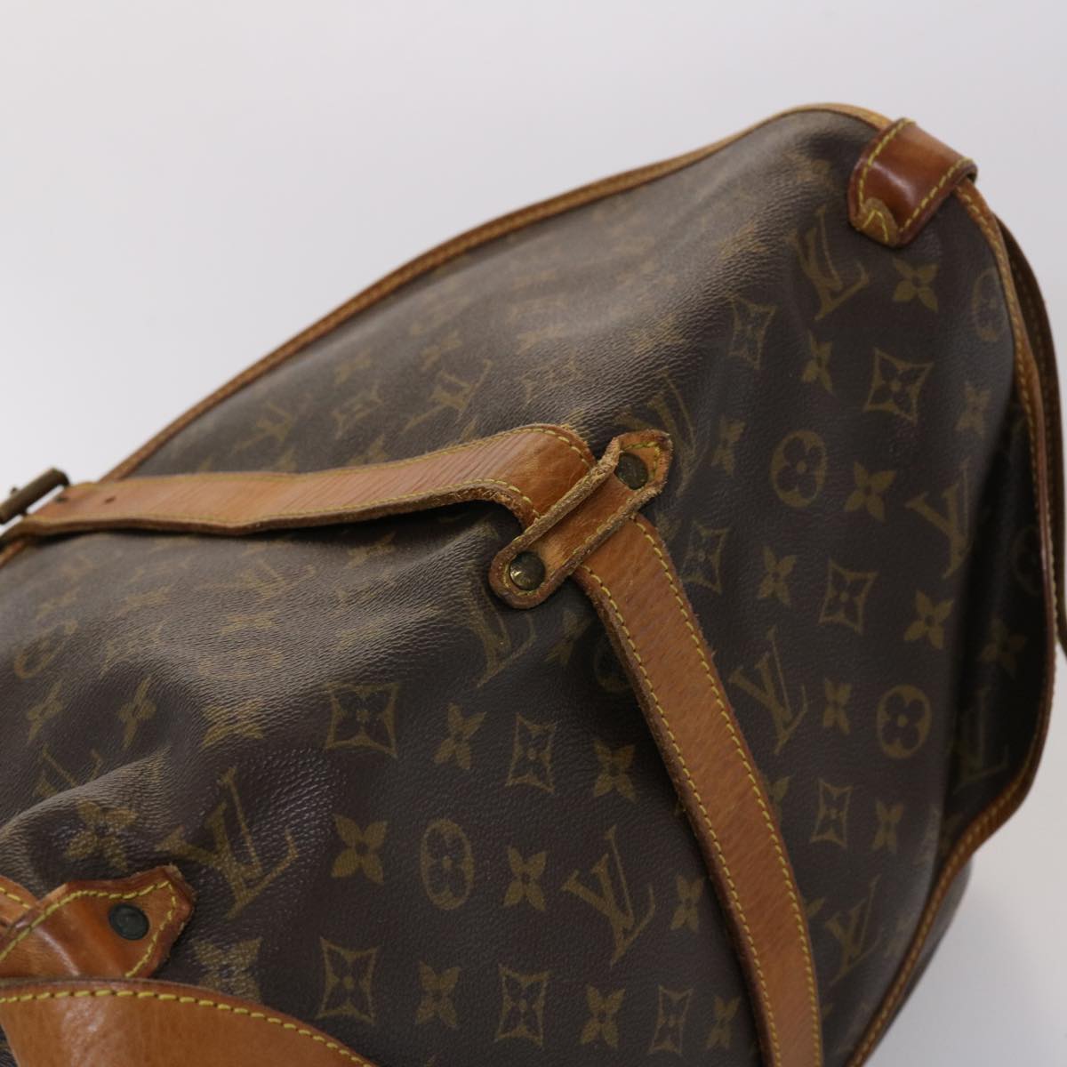 LOUIS VUITTON Monogram Saumur 35 Shoulder Bag M42254 LV 46053