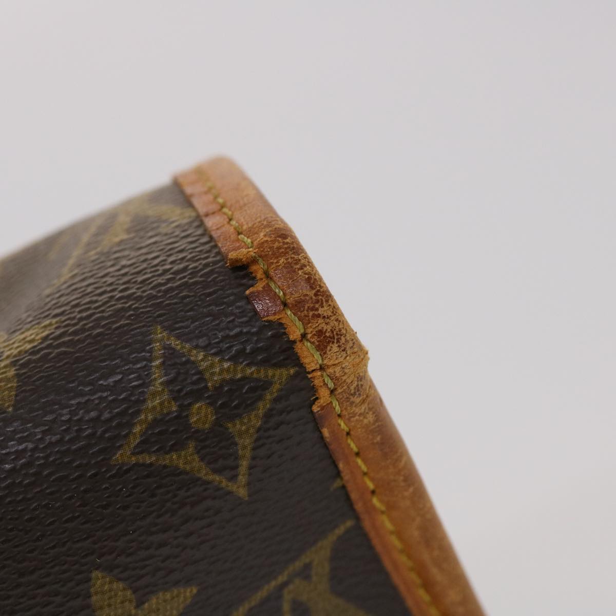 LOUIS VUITTON Monogram Beverly Hand Bag M51120 LV 46071
