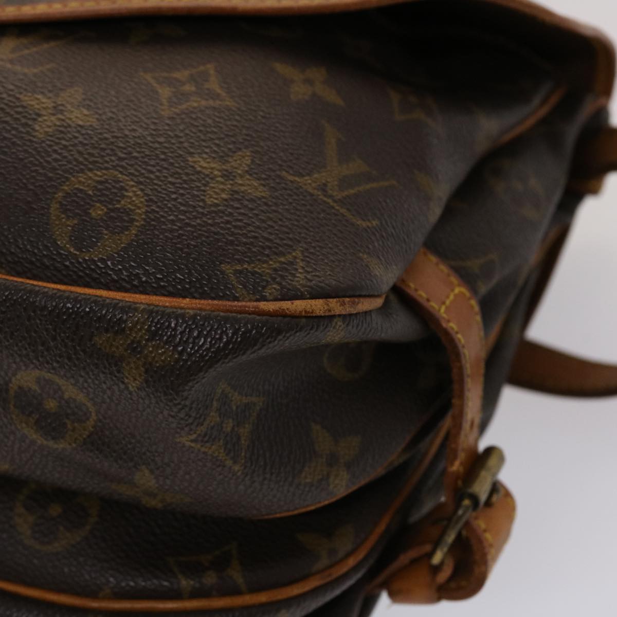 LOUIS VUITTON Monogram Saumur 30 Shoulder Bag M42256 LV 46077