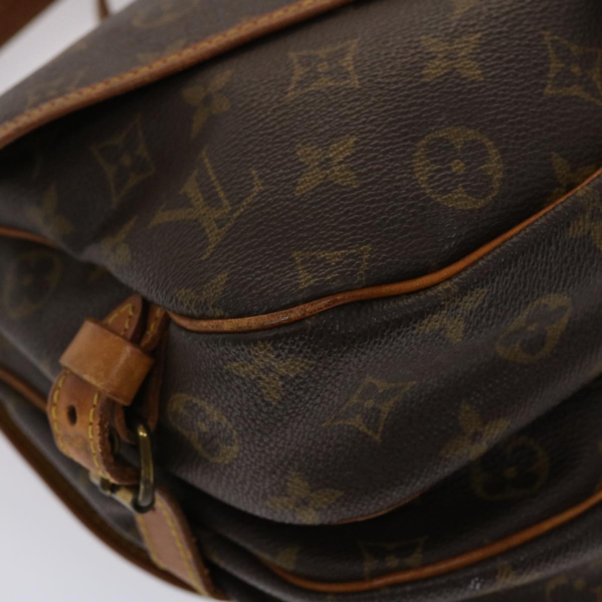 LOUIS VUITTON Monogram Saumur 30 Shoulder Bag M42256 LV 46077
