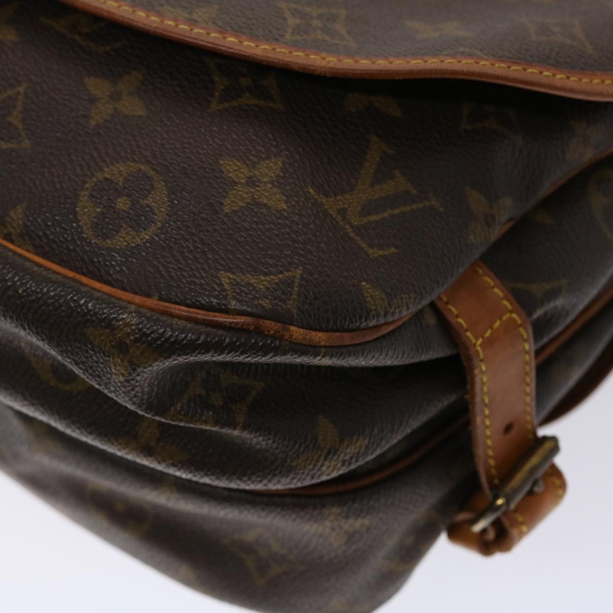 LOUIS VUITTON Monogram Saumur 30 Shoulder Bag M42256 LV 46077