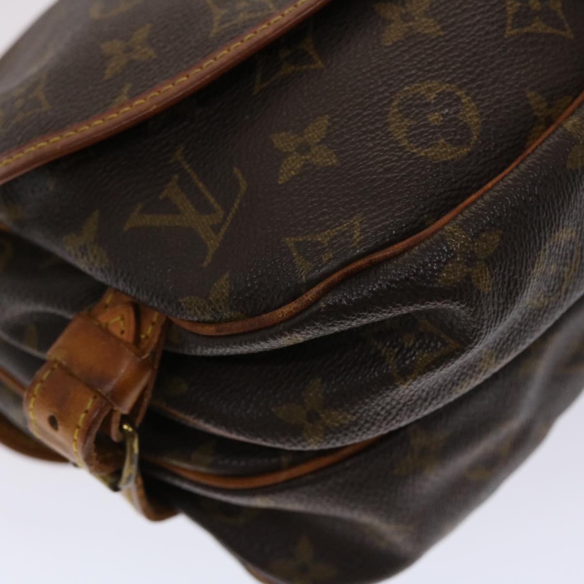 LOUIS VUITTON Monogram Saumur 30 Shoulder Bag M42256 LV 46077