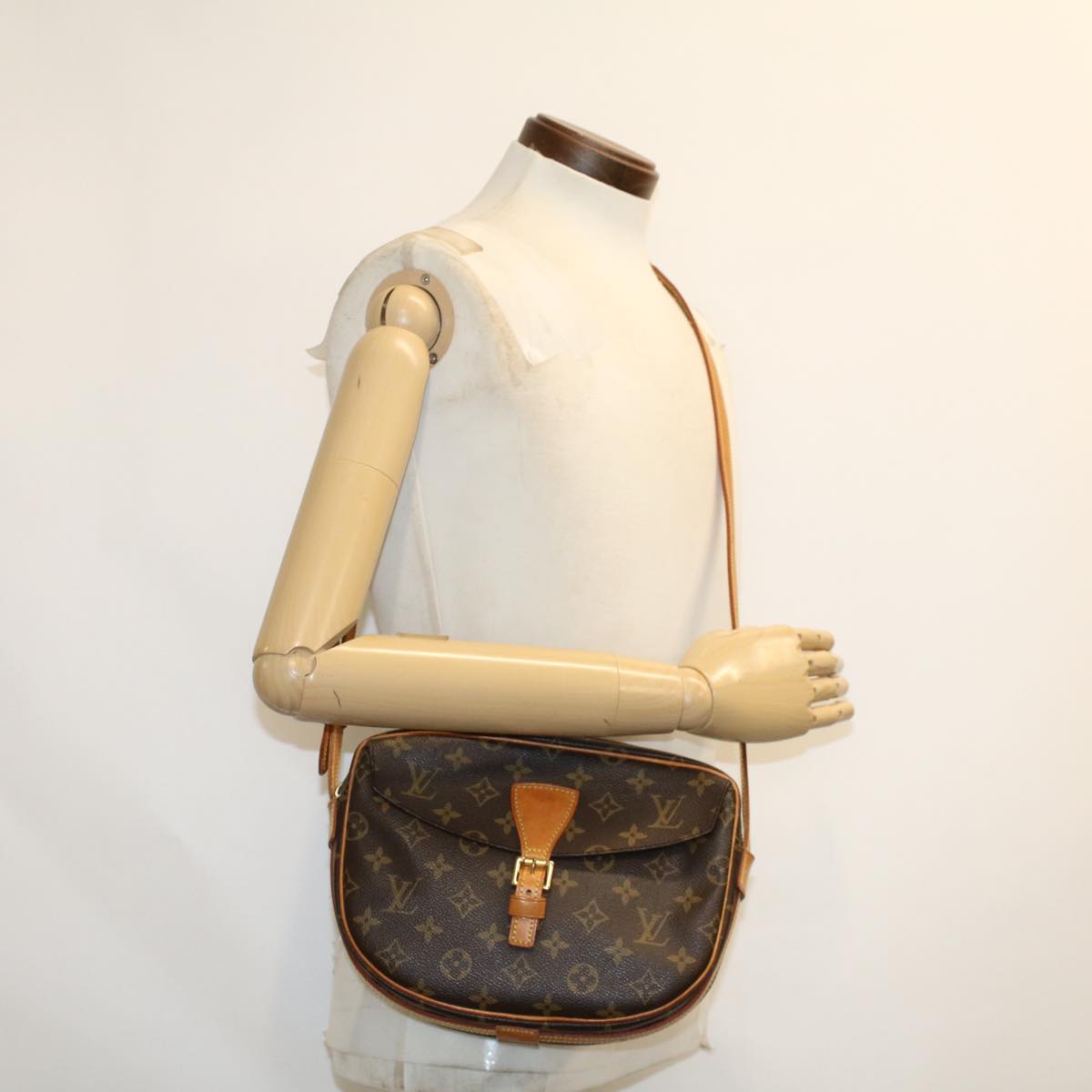 LOUIS VUITTON Monogram Jeune Fille GM Shoulder Bag M51225 LV 46081