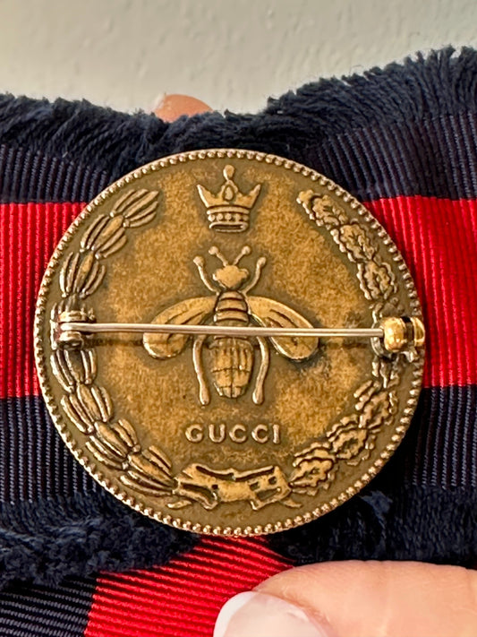 Luxury Gucci Trending 2025 Bow Brooch in Red and Blue