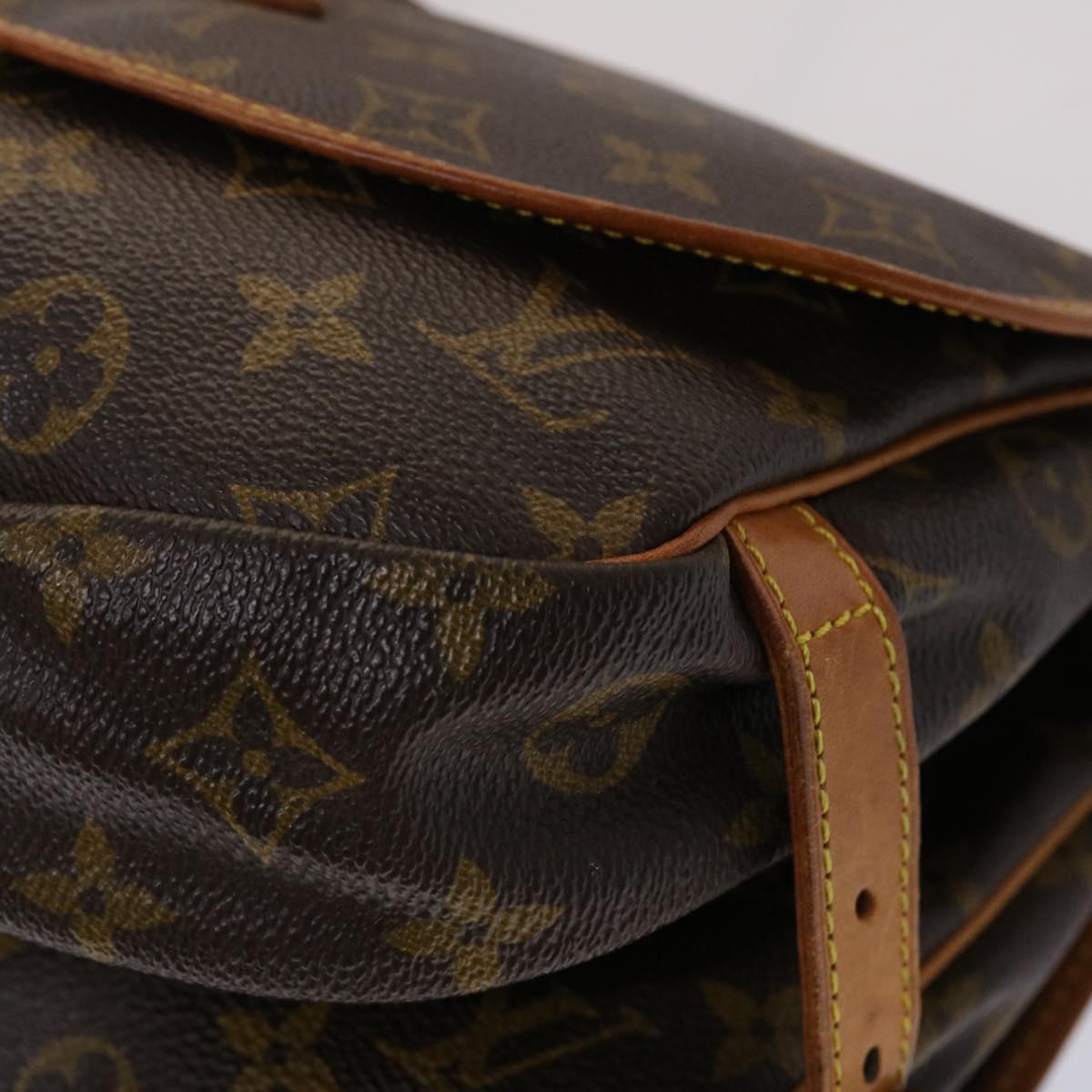 LOUIS VUITTON Monogram Saumur 30 Shoulder Bag M42256 LV 46102