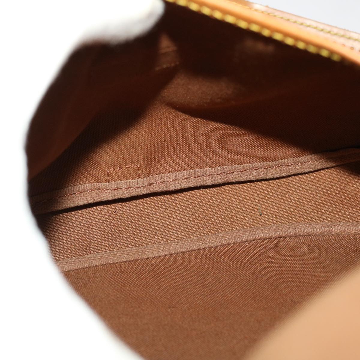 LOUIS VUITTON Monogram Saumur 30 Shoulder Bag M42256 LV 46102