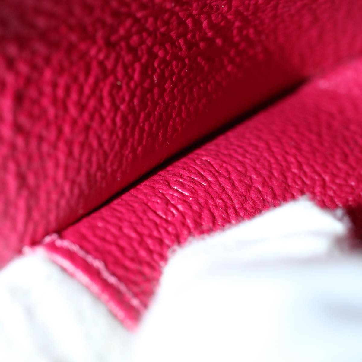 LOUIS VUITTON Epi Pochette Cosmetic PM Pouch Fuchsia M40641 LV 46131