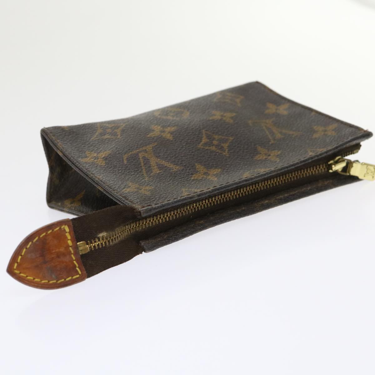 LOUIS VUITTON Monogram Poche Toilette 15 Pouch M47546 LV 46199