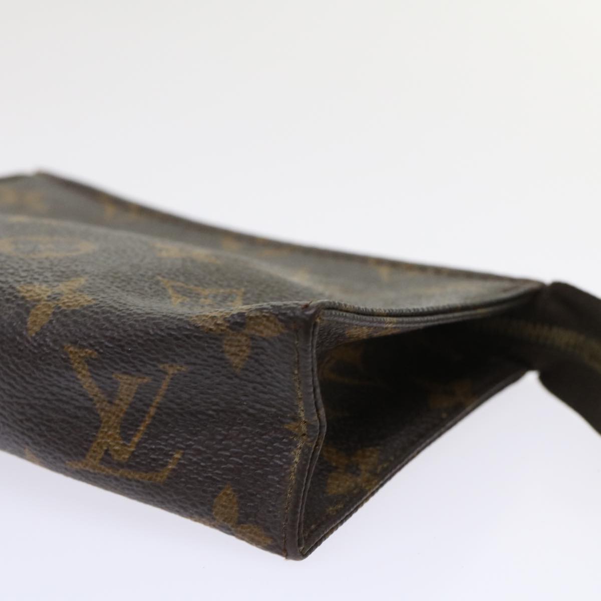 LOUIS VUITTON Monogram Poche Toilette 15 Pouch M47546 LV 46199