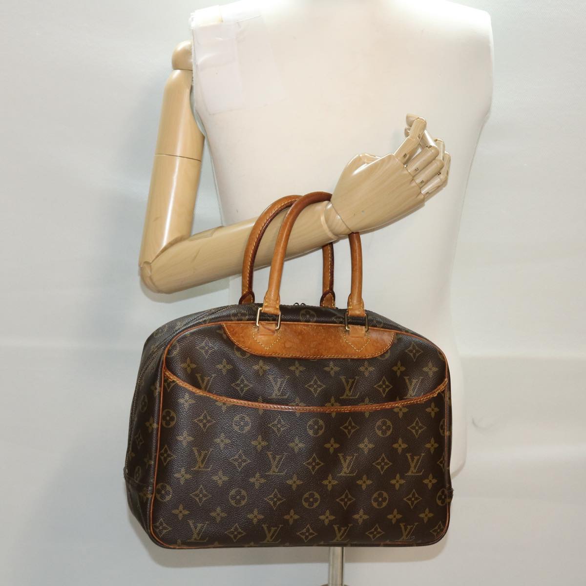 LOUIS VUITTON Monogram Deauville Hand Bag M47270 LV 46201