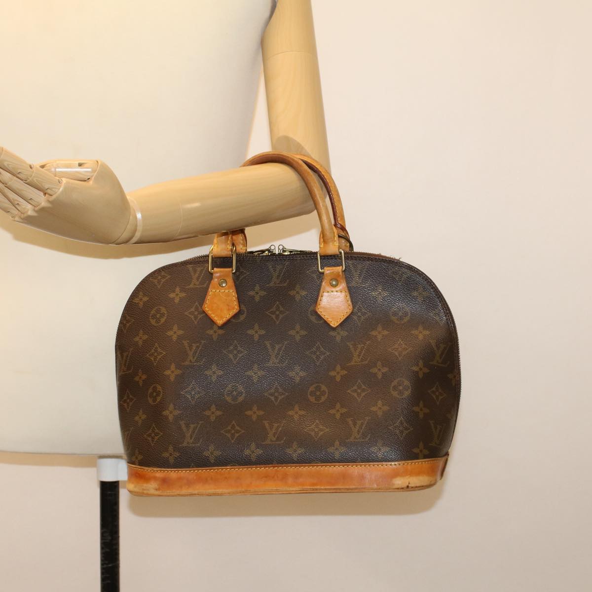 LOUIS VUITTON Monogram Alma Hand Bag M51130 LV 46203