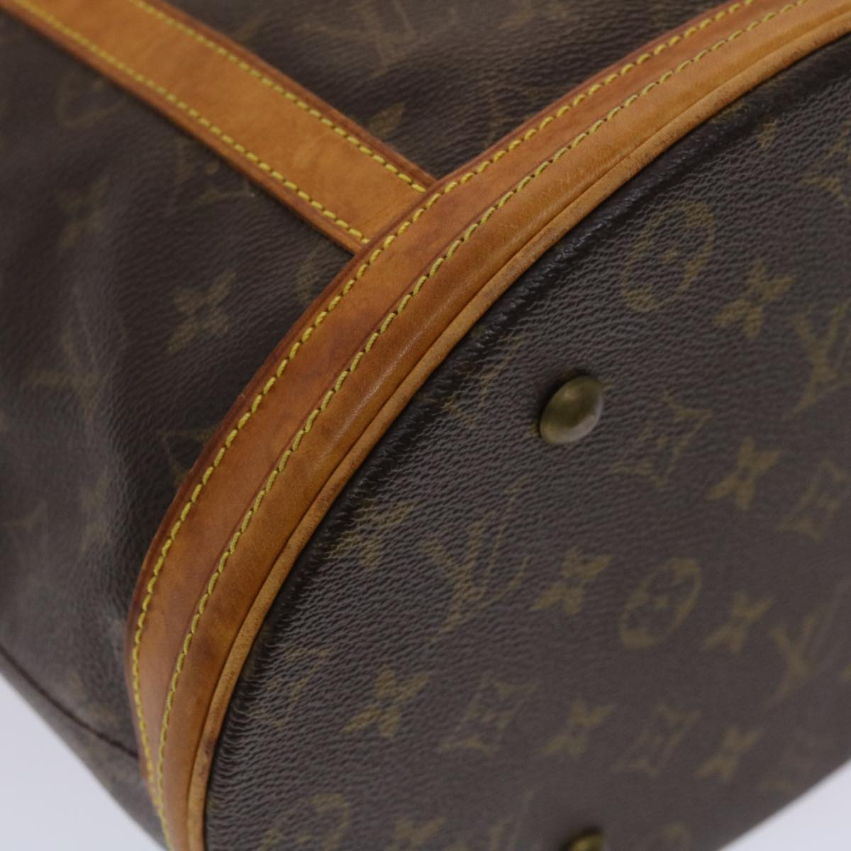 LOUIS VUITTON Monogram Bucket GM Shoulder Bag M42236 LV 46207