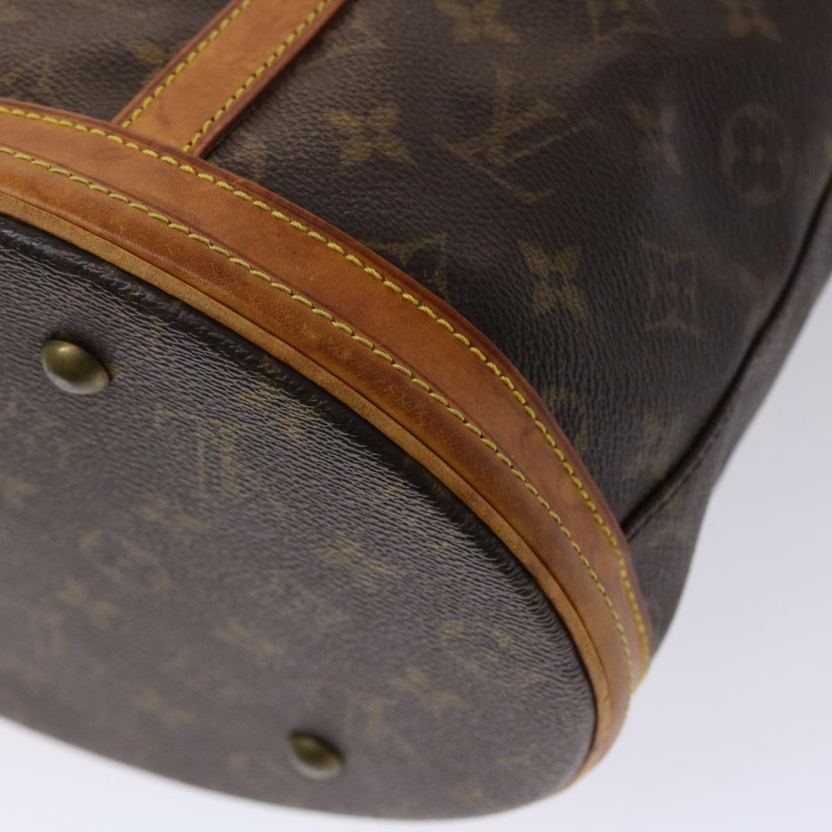 LOUIS VUITTON Monogram Bucket GM Shoulder Bag M42236 LV 46207