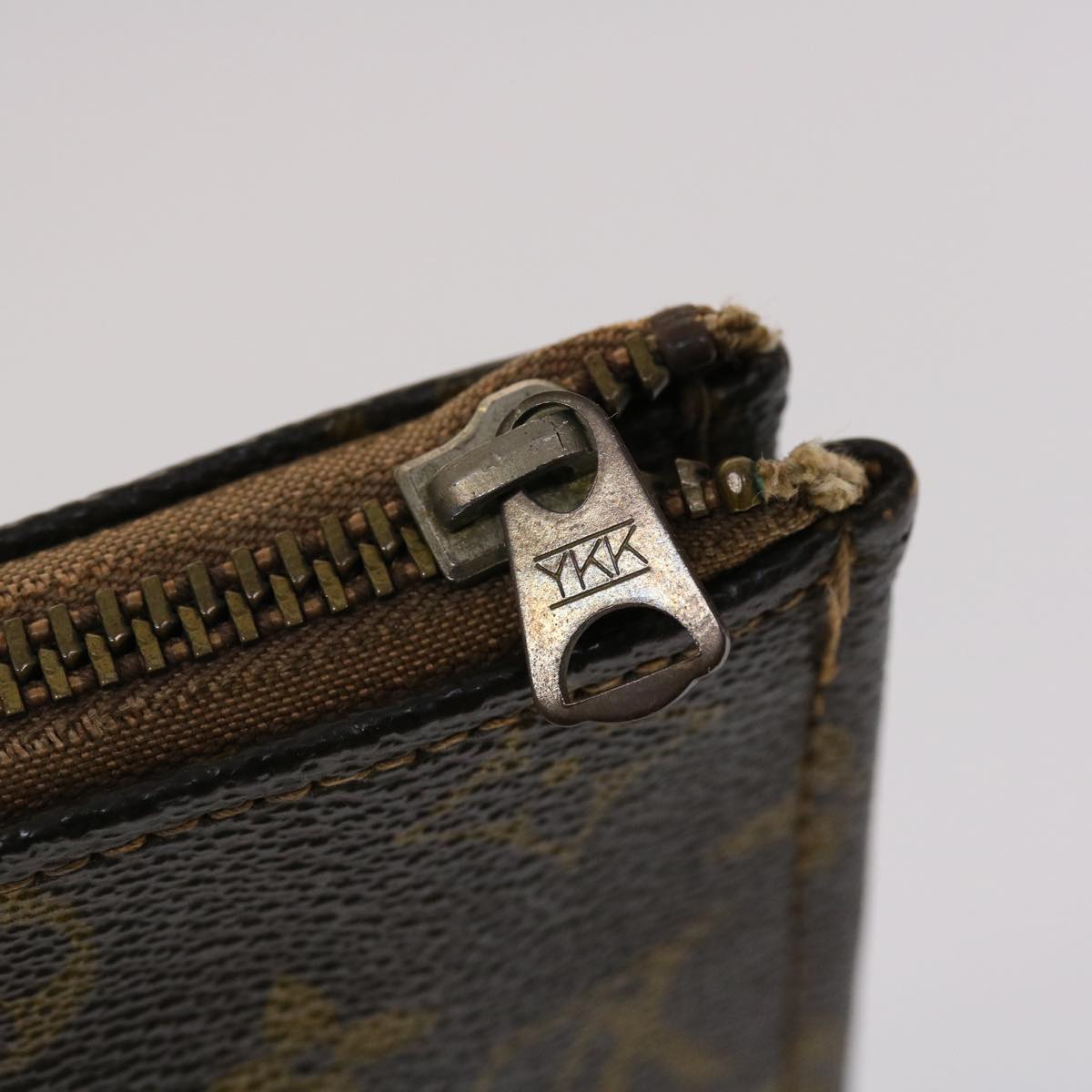 LOUIS VUITTON Monogram Poche Document Briefcase M53400 LV 46215
