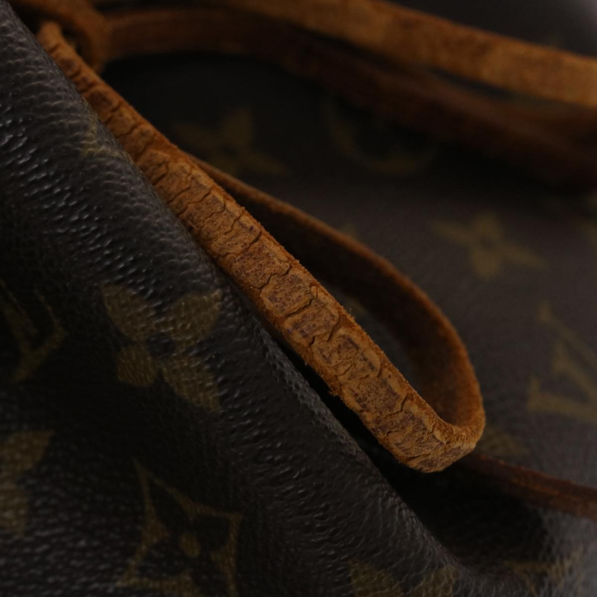 LOUIS VUITTON Monogram Petit Noe Shoulder Bag M42226 LV 46217