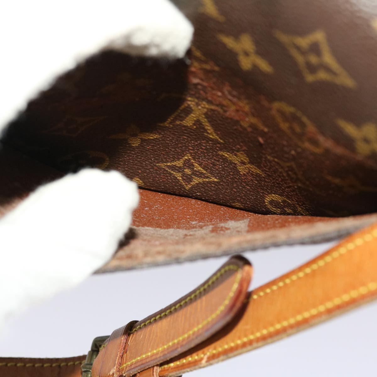 LOUIS VUITTON Monogram Saint Cloud GM Shoulder Bag M51242 LV 46221