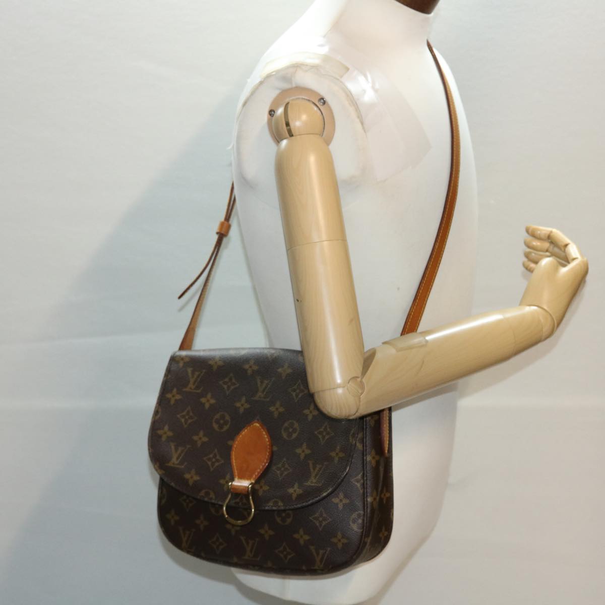 LOUIS VUITTON Monogram Saint Cloud GM Shoulder Bag M51242 LV 46222