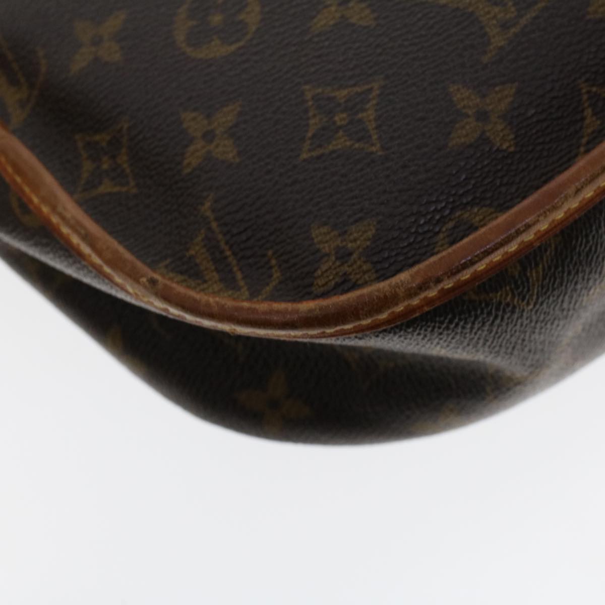 LOUIS VUITTON Monogram Menilmontant PM Shoulder Bag M40474 LV 46224