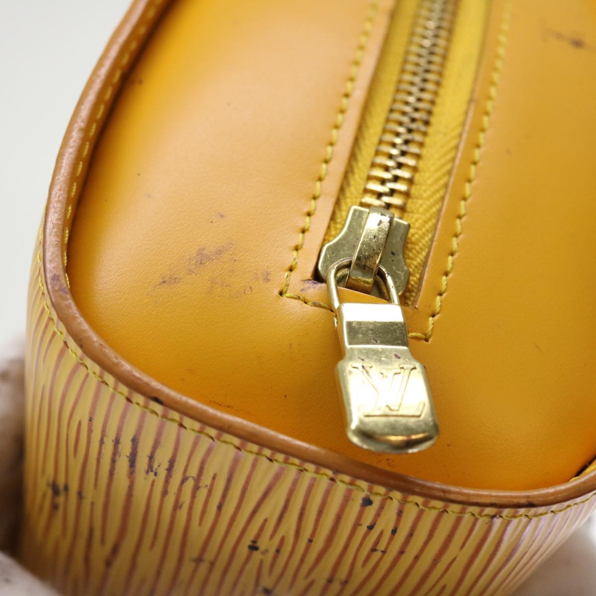 LOUIS VUITTON Epi Dauphine GM Pouch Yellow LV 46249