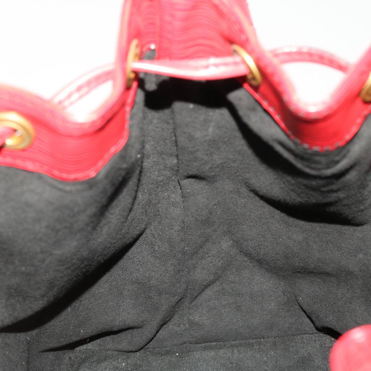 LOUIS VUITTON Epi Petit Noe Shoulder Bag Red M44107 LV 46271