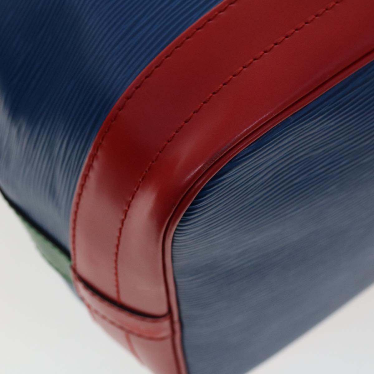 LOUIS VUITTON Epi Tricolor Noe Shoulder Bag Red Blue Green M44084 LV 46274