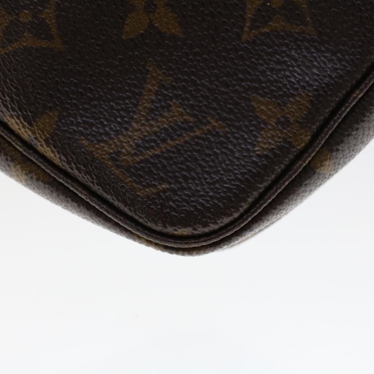 LOUIS VUITTON Monogram Pochette Accessoires Pouch M51980 LV 46282