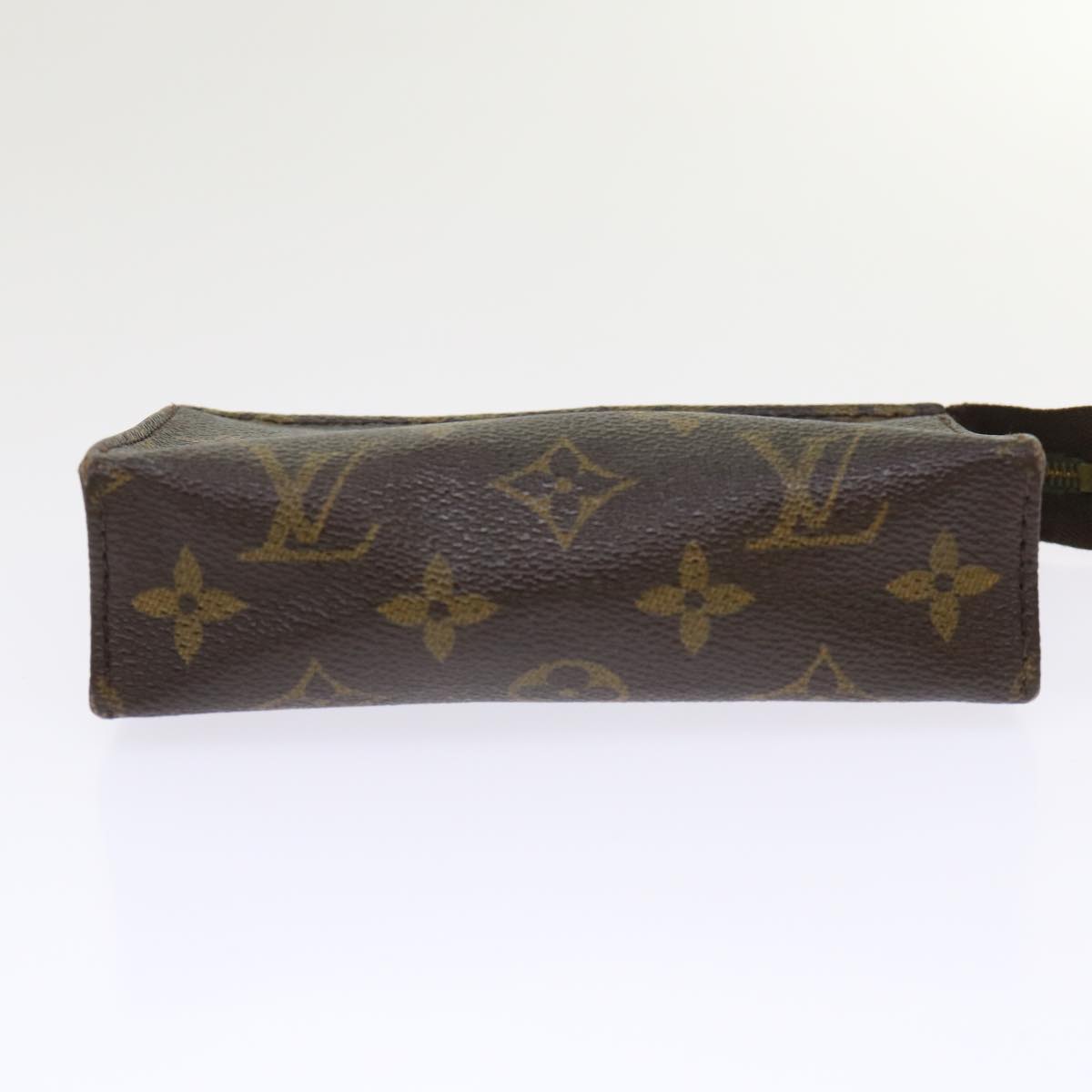 LOUIS VUITTON Monogram Poche Toilette 15 Pouch M47546 LV 46289