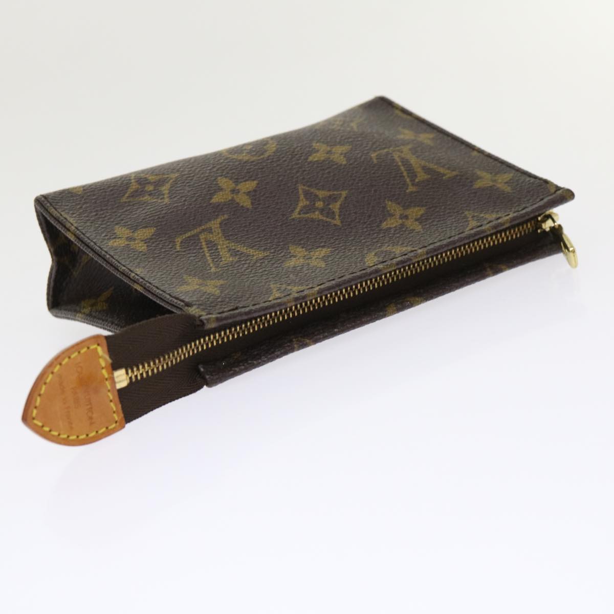 LOUIS VUITTON Monogram Poche Toilette 15 Pouch M47546 LV 46290