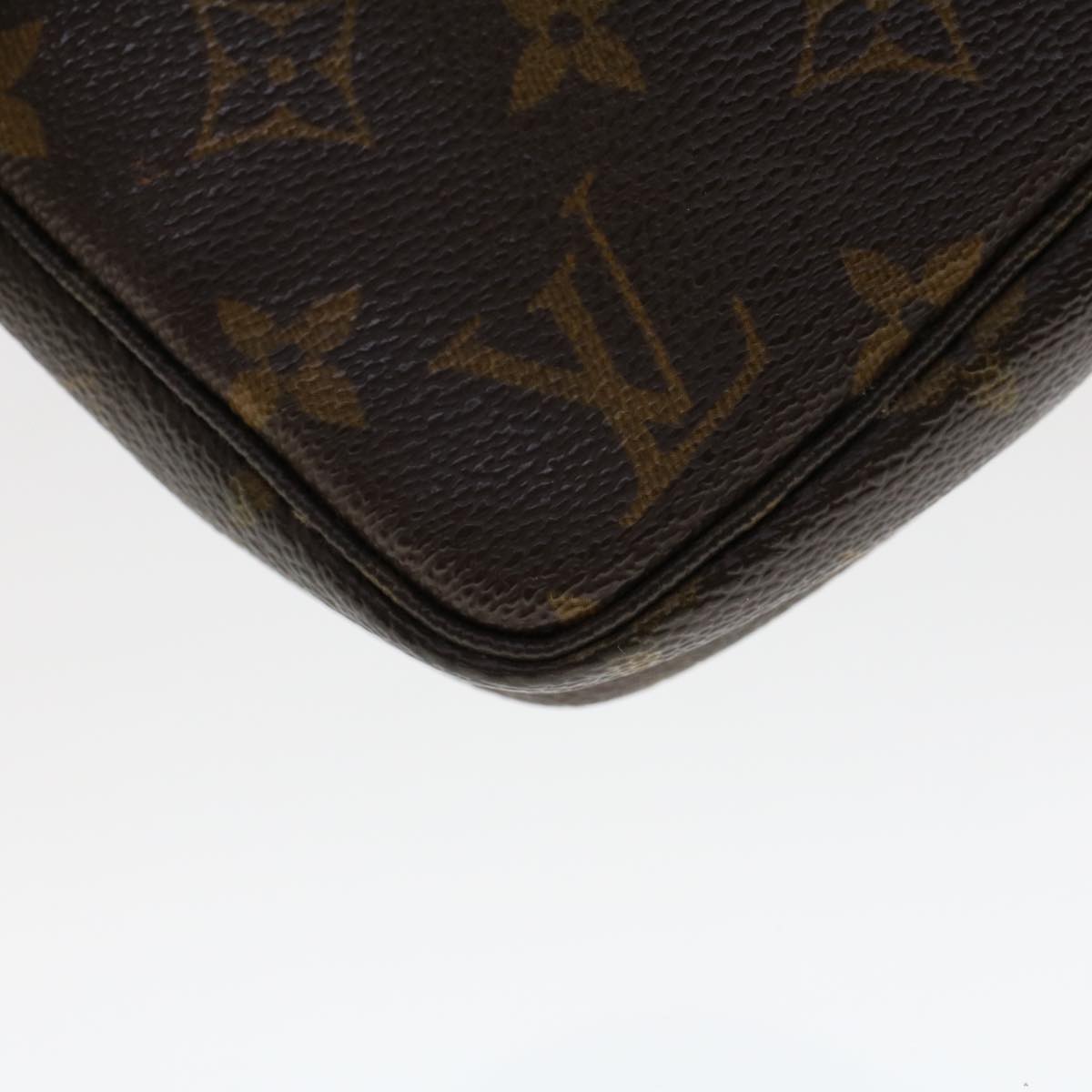 LOUIS VUITTON Monogram Pochette Accessoires Pouch M51980 LV 46330