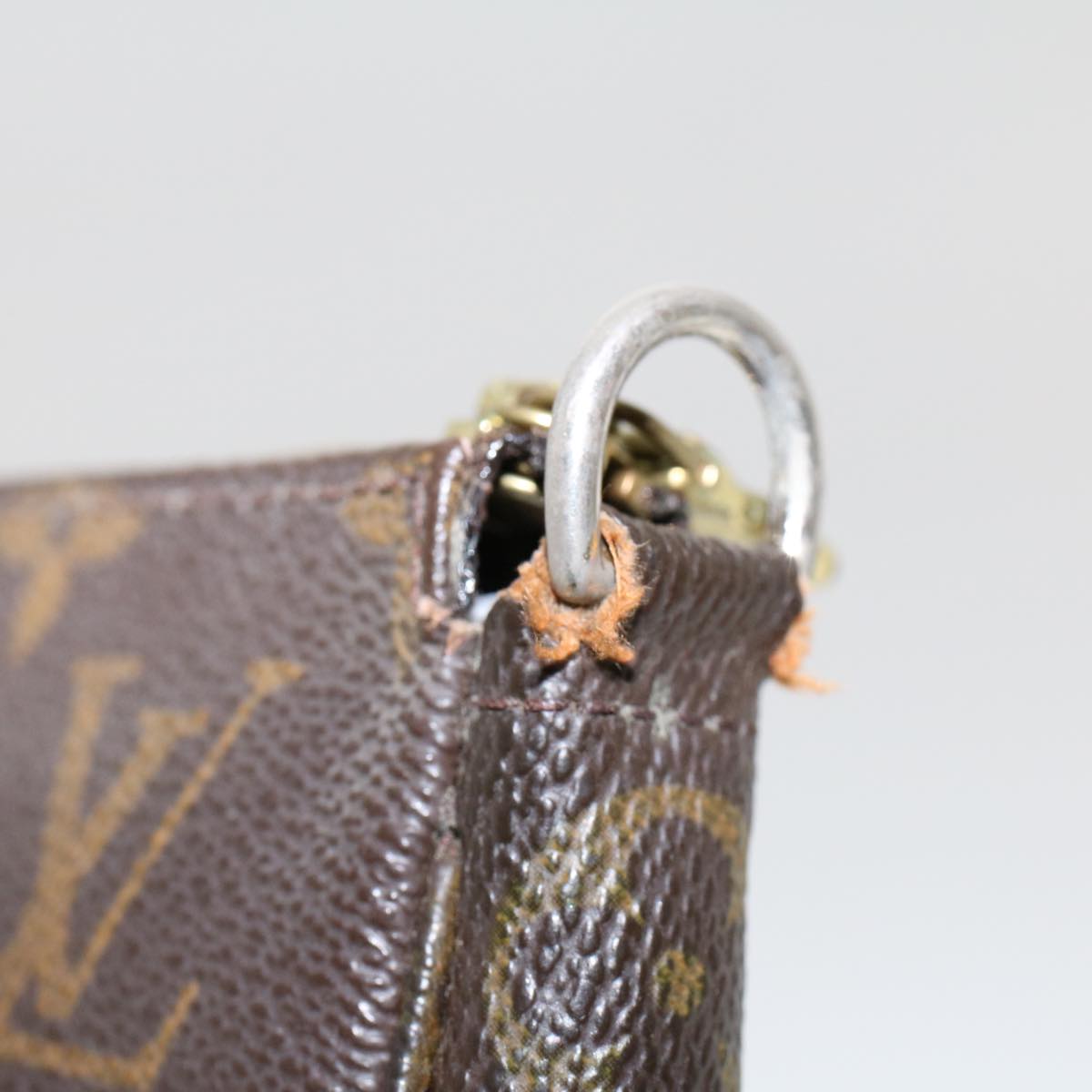 LOUIS VUITTON Monogram Pochette Accessoires Pouch M51980 LV 46330