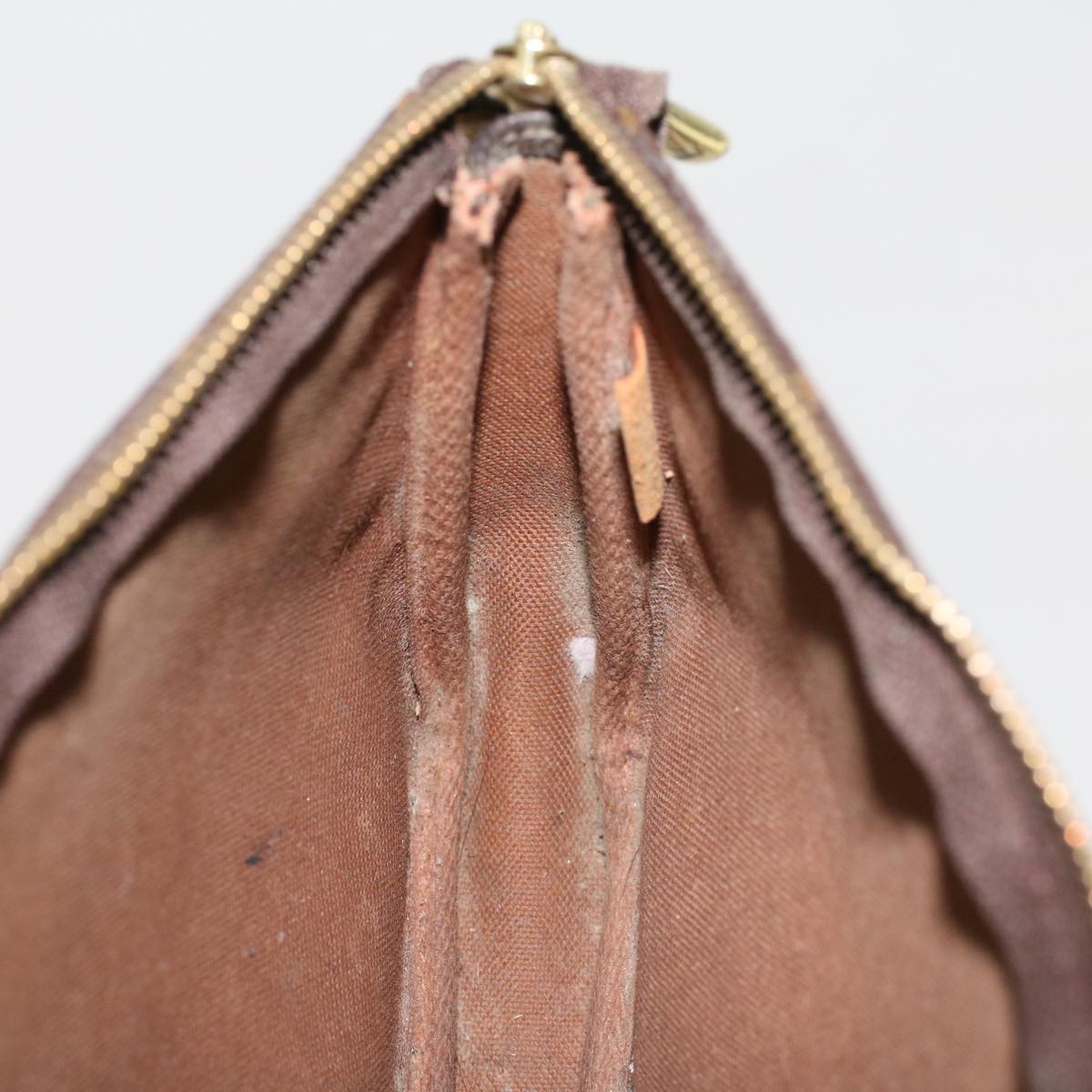 LOUIS VUITTON Monogram Pochette Accessoires Pouch M51980 LV 46330