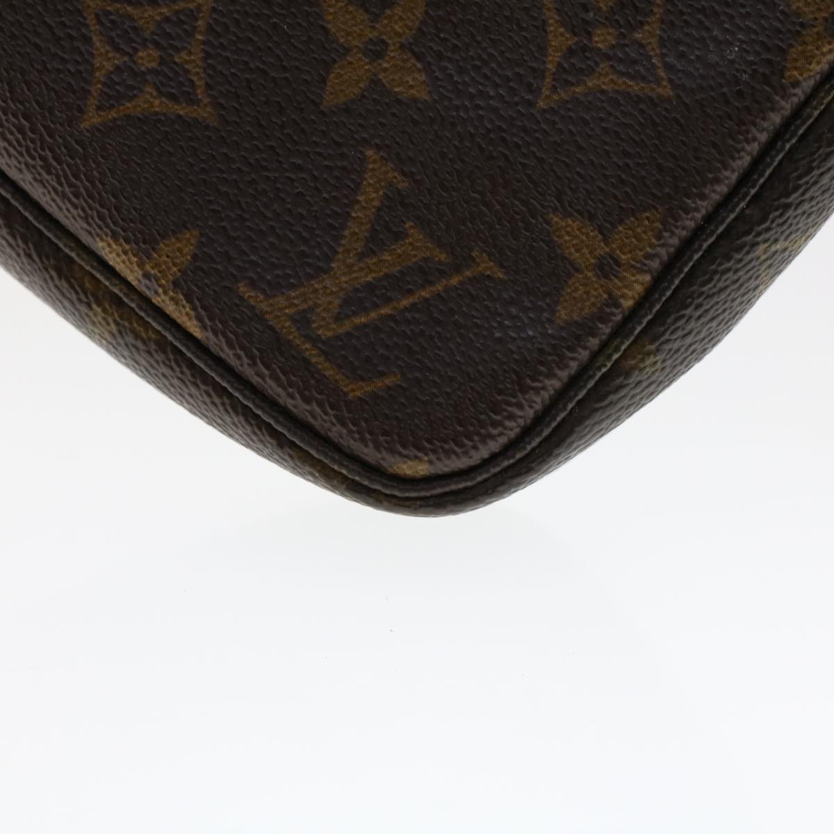 LOUIS VUITTON Monogram Pochette Accessoires Pouch M51980 LV 46330
