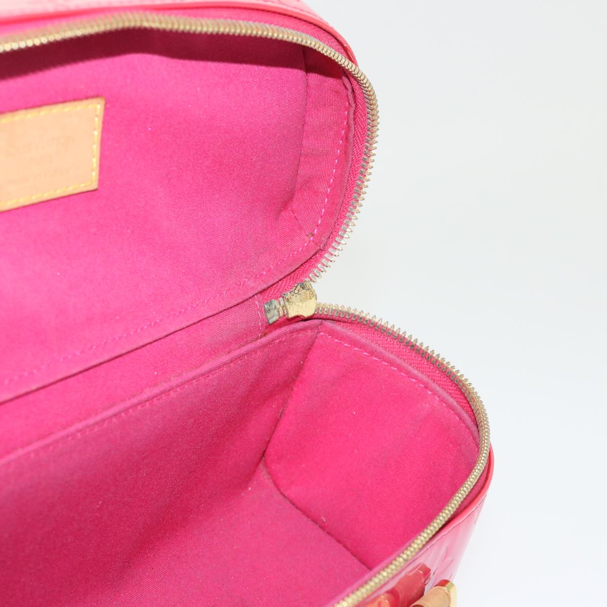 LOUIS VUITTON Monogram Vernis Sullivan Horizontal PM Fuchsia M91269 46334