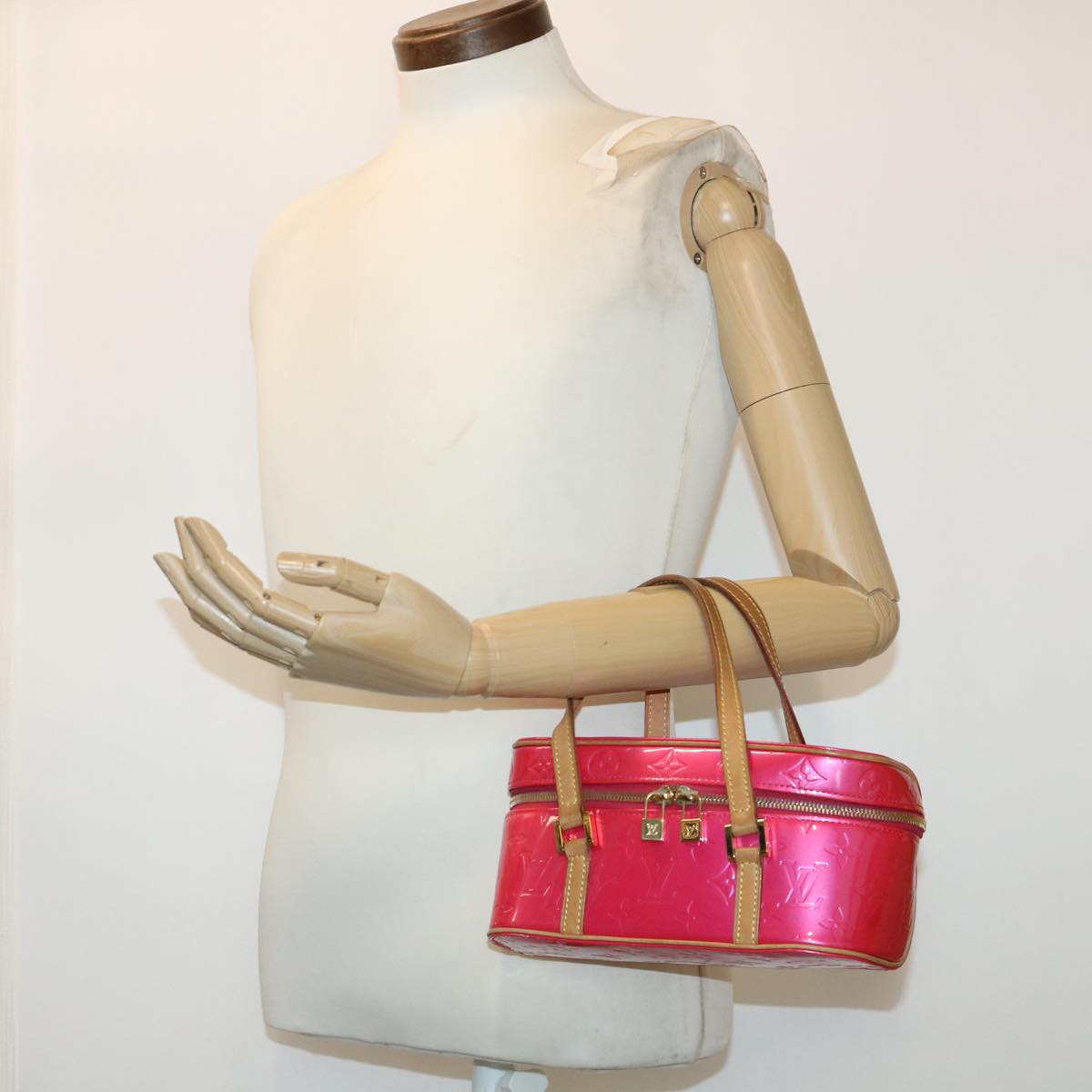 LOUIS VUITTON Monogram Vernis Sullivan Horizontal PM Fuchsia M91269 46334