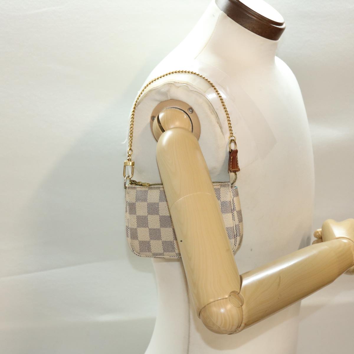 LOUIS VUITTON Damier Azur Mini Pochette Accessoires Pouch N58010 LV 46344