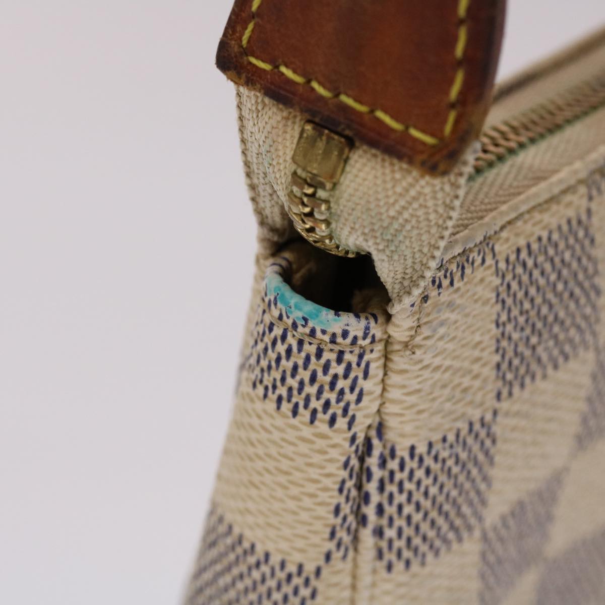 LOUIS VUITTON Damier Azur Mini Pochette Accessoires Pouch N58010 LV 46344