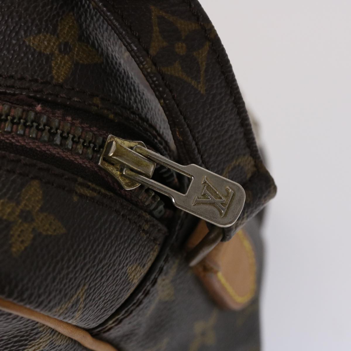 LOUIS VUITTON Monogram Nile Shoulder Bag M45244 LV 46360