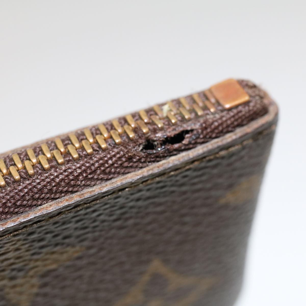 LOUIS VUITTON Monogram Pochette Cles Coin Purse M62650 LV 46390