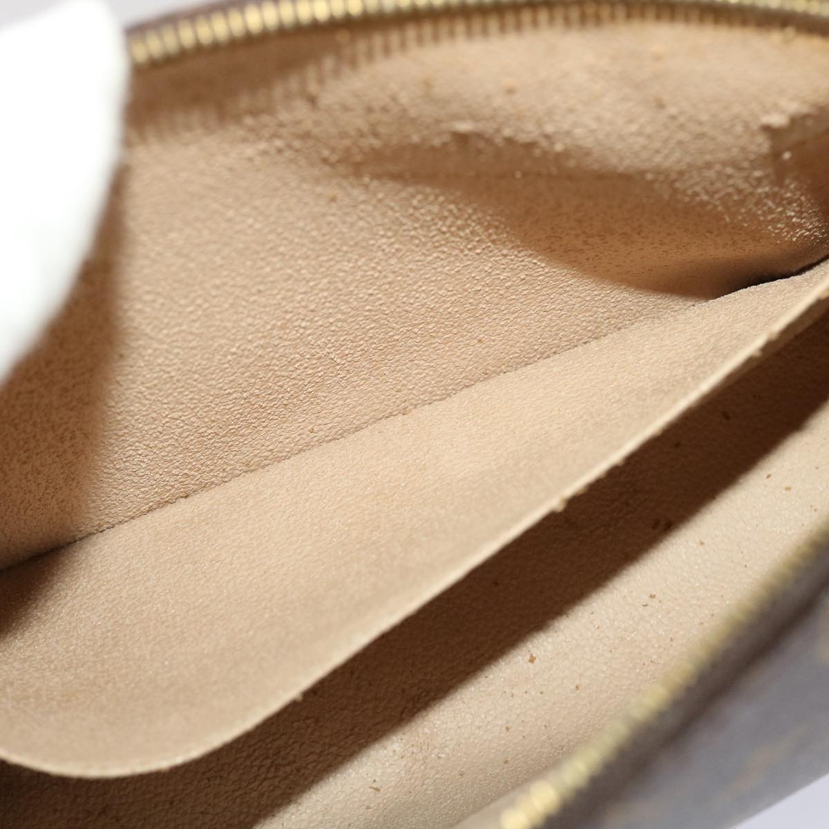 LOUIS VUITTON Monogram Trousse Demi Ronde Cosmetic Pouch M47520 LV 46397