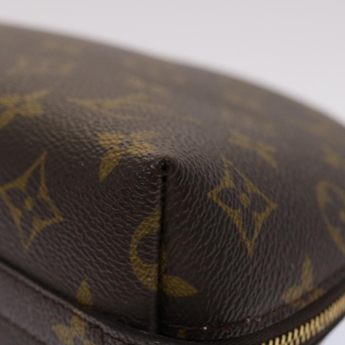 LOUIS VUITTON Monogram Trousse Demi Ronde Cosmetic Pouch M47520 LV 46397